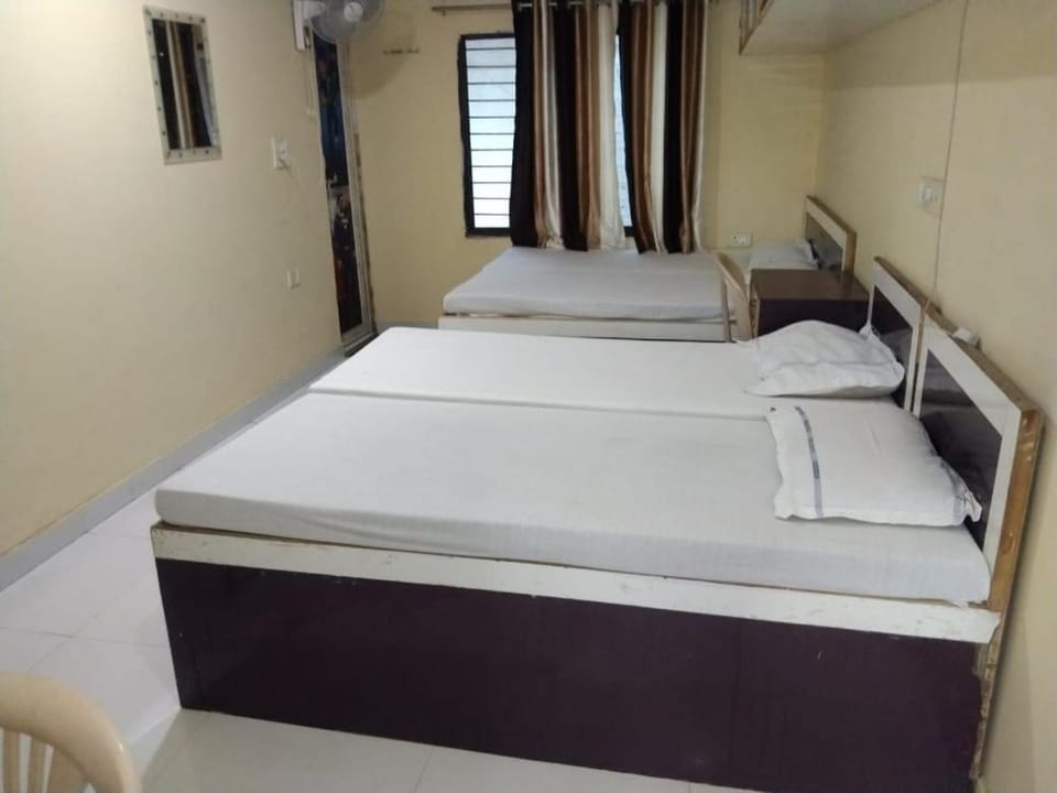 Chaitanya Kalyan Guest House Apartment in Uttar Pradesh