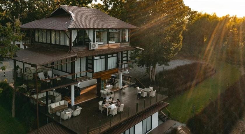 Mont De Pua Vacation rental in Laos