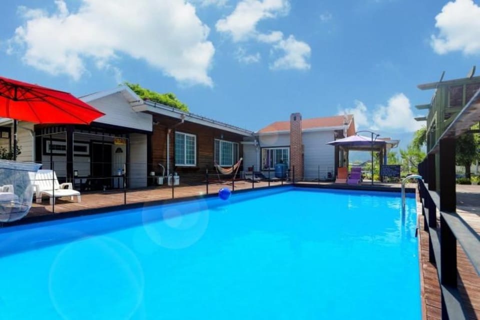 Gapyeong Adelheim Flower Garam Pension Bed and Breakfast in Gyeonggi-do