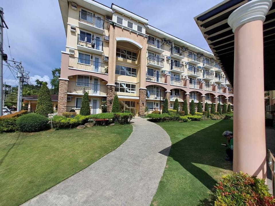 Condo E Apartment in Davao City