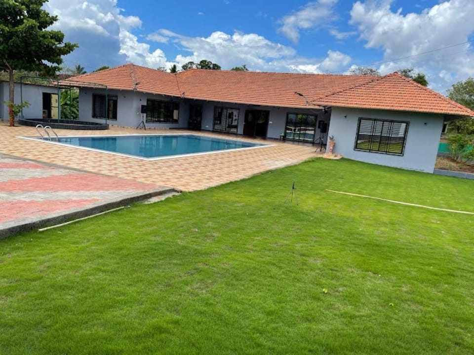 ISHI FARM & RESORT  Farm Stay in Maharashtra