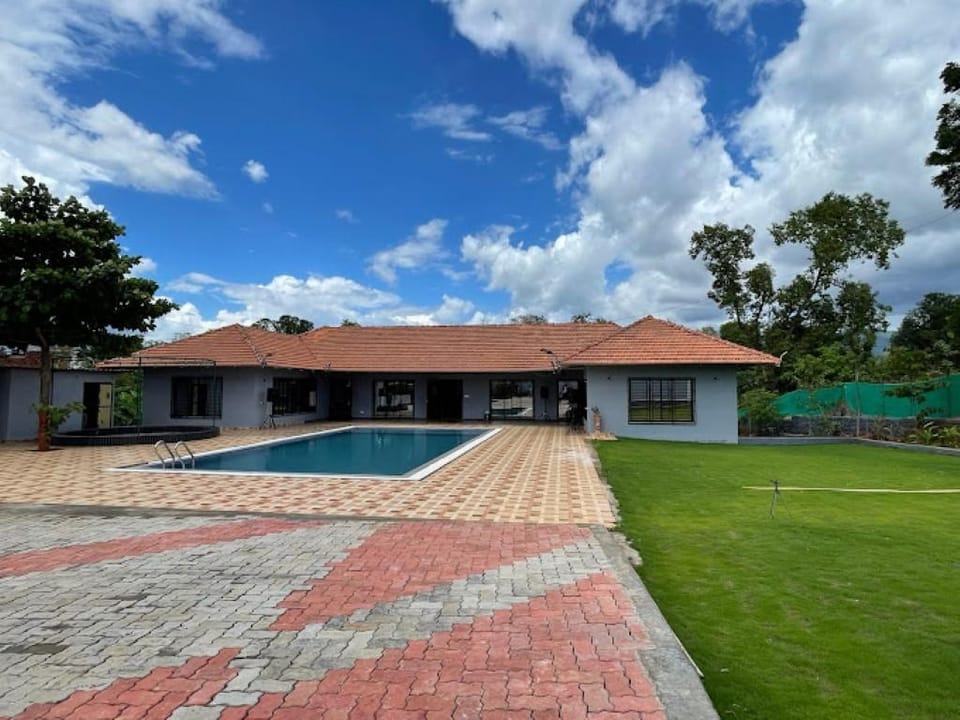 ISHI FARM & RESORT  Farm Stay in Maharashtra