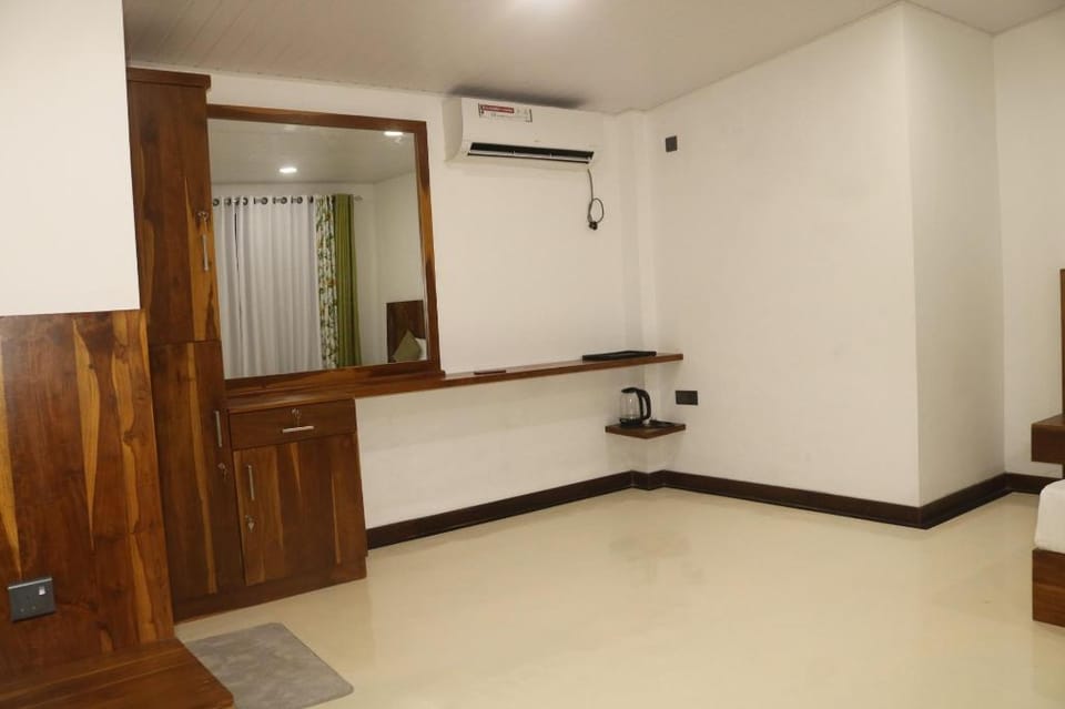 New Sandra Guesthouse Hotel in Dambulla