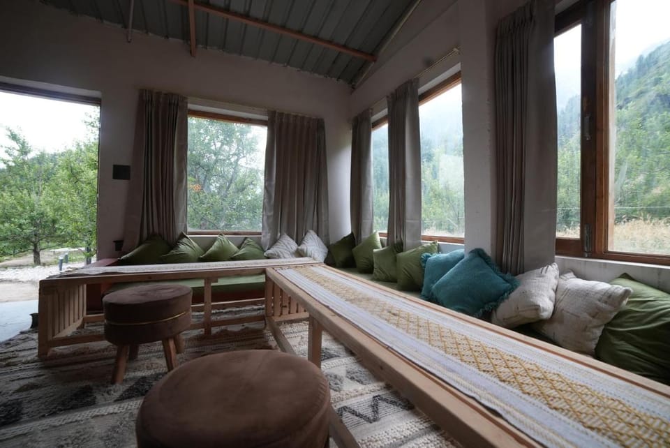 Aayna Vacation rental in Himachal Pradesh