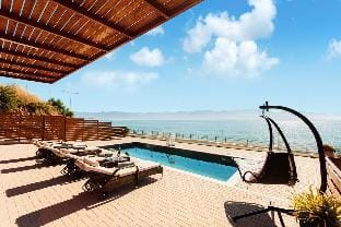 Seaside Summer Bliss - Aurora Luxury Pool Paradise Villa in Messenia