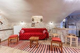 Arcadia Getaway - Levidi Sani 11 Studio Apartment in Arcadia, Greece