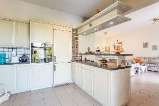 Casa Nebari Seaside Home-Fully Equipped Ideal Spot Apartment in Messenia