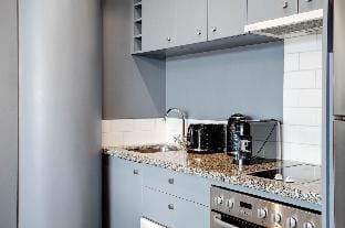 Princes Wharf Romantic Hideaway Apartment in Auckland