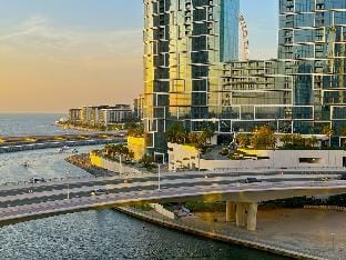 Luxury RoofTop Pool w/ Full Marina View 45% OFF Apartment in Dubai