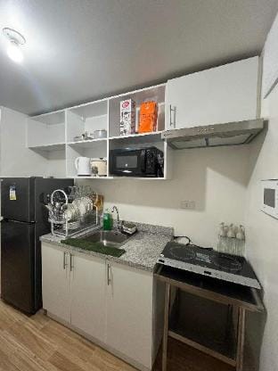 JNB STAYCATION Apartment in Santa Rosa