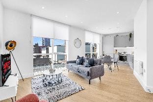 Nero Deluxe Apartment in Birmingham