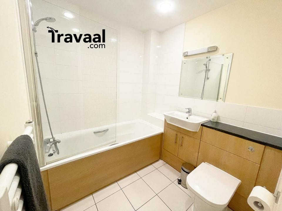 Travaal - A 2 Bedroom Apartment Farnborough Apartment in Farnborough
