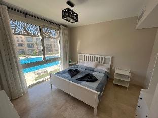 Modern 2 Bedroom Bliss with Captivating Lighting Apartment in Hurghada