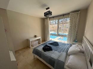 Modern 2 Bedroom Bliss with Captivating Lighting Apartment in Hurghada