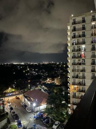 STUDIO SEAVIEW WITH BALCONY Apartment in Lapu-Lapu City