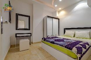 Lovely 2 bedrooms over looking the sea and 2 pools Apartment in Hurghada