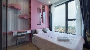 Cozy 2 bedroom Lumiere Riverside - WEST 23th floor Apartment in Ho Chi Minh City