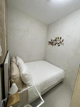 Re Lux Staycation, Near Airport Apartment in Paranaque