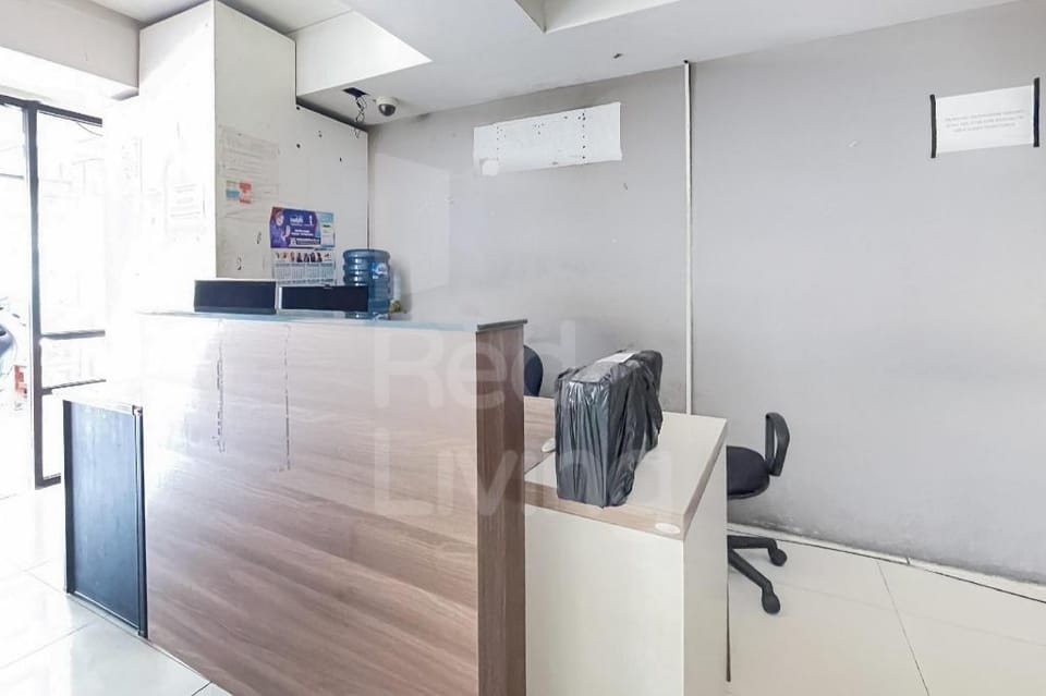 RedLiving Apartemen 19 Avenue - Rhaseeka Room Hotel in West Java