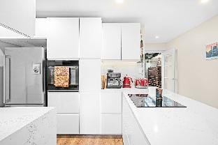 Modern Water-View 3 Bedroom Apartment in Mosman Apartment in Sydney