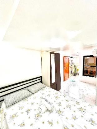 Bahay ni Kuya Transient House- NETFLIX/KTV/WIFI Vacation rental in Calabarzon