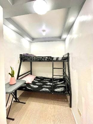 Bahay ni Kuya Transient House- NETFLIX/KTV/WIFI Vacation rental in Calabarzon