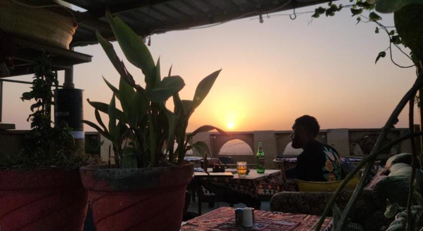 Diamond Guest House - On Fort Hotel in Sindh