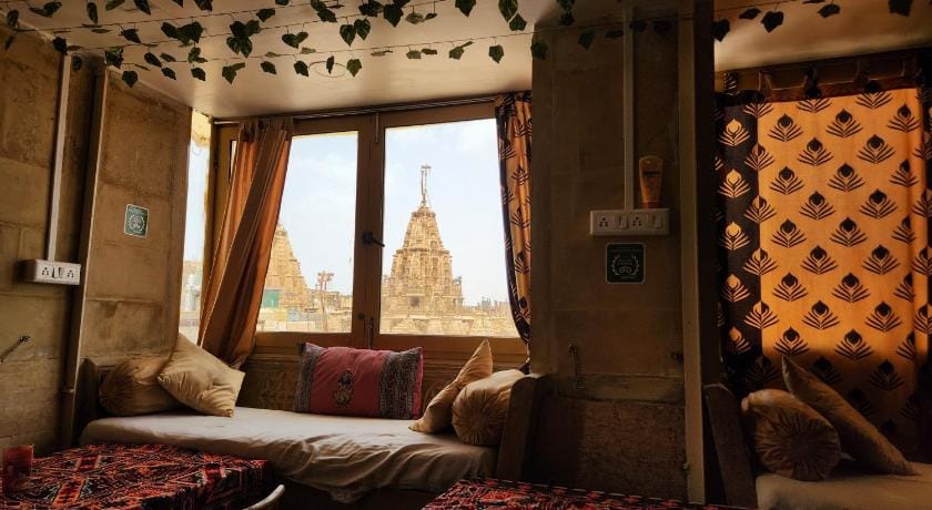 Diamond Guest House - On Fort Hotel in Sindh