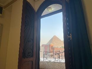 Pyramids front flat 3 bed rooms Vacation rental in Egypt