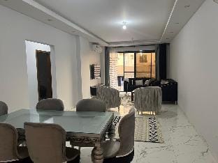Stunning City Stay @ Midtown Compound Auc Avenue Apartment in New Cairo City