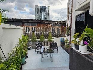 Comfort & Spcacious room near Huay Kwang 295-395/2 Apartment in Bangkok