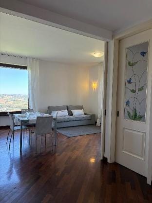 Appartamento Belvedere Apartment in Marche