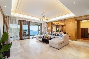 海云岛民宿-半山半岛未来水世界2卧室豪华海景公寓套房 Apartment in Hubei