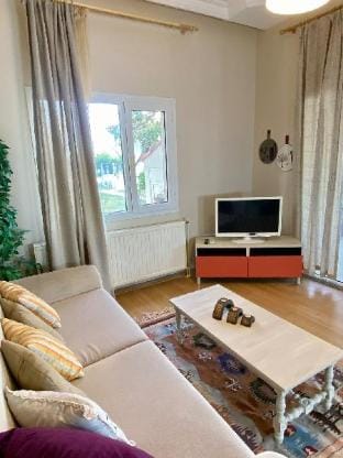 Sunyear Poolside Guesthouse 2 Vacation rental in İzmir Province