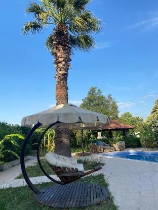 Sunyear Poolside Guesthouse 2 Vacation rental in İzmir Province