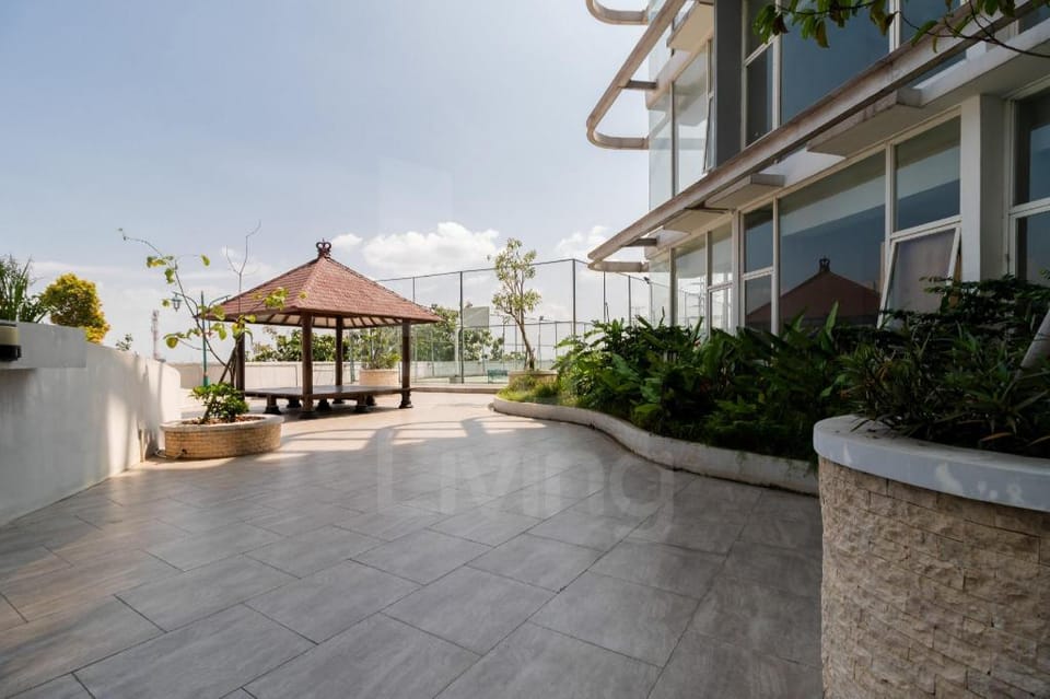 RedLiving Apartemen Majestic Point Serpong by Lucia Hotel in West Java