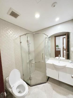 Căn hộ hiện đại trung tâm Hanoi Apartment in Hanoi