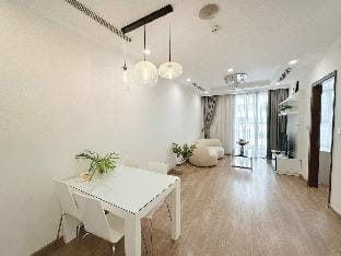 Căn hộ hiện đại trung tâm Hanoi Apartment in Hanoi