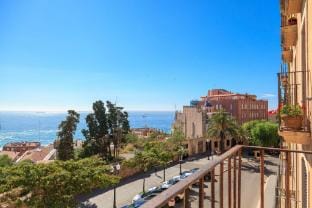 Unik Vacation Rovellat Apartment in Tarragona