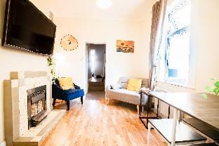 Comfy Kingston central Garden House Free Parking Vacation rental in Kingston upon Thames