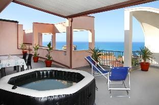 Attico con  Bubble Spa - 2 Ospiti/Guest Apartment in Sicily