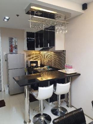 STUNNING 2BR/ 2BATH CONDO @ THE GRASS RESIDENCESS  Apartment in Quezon City