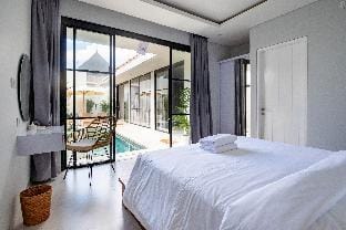 Letto 2 - City Center Nearby! 2 BDR+ Pool and PS5! Villa in North Kuta