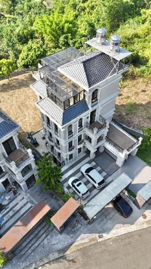 Yuan Billion Elevator Villa, Li Chen Building Villa in Taiwan, Province of China