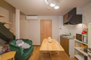 Miyu Bonichi - Accommodates up to 6 people - 8 minutes walk to the station Vacation rental in Osaka