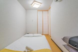 Miyu Bonichi - Accommodates up to 6 people - 8 minutes walk to the station Vacation rental in Osaka
