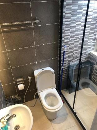 Brand new in active, well/served Area Apartment in Africa
