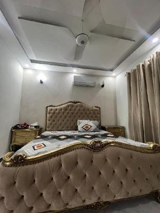 Luxury furnished Ali Block villa  Villa in Karachi