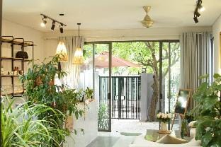Biệt thự The Local Stay (The Local Stay Villa) Villa in Da Nang