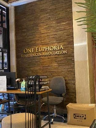 One euphoria walking st condo angeles city  Apartment in Angeles